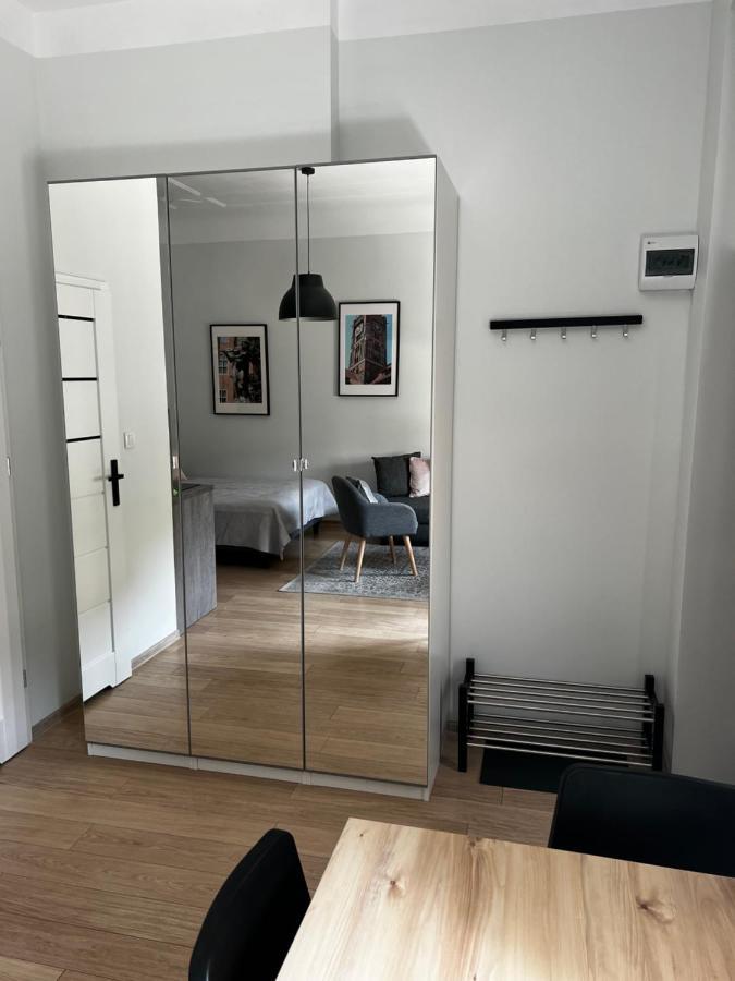 Plac Swietej Katarzyny 13 Apartment Torun Luaran gambar