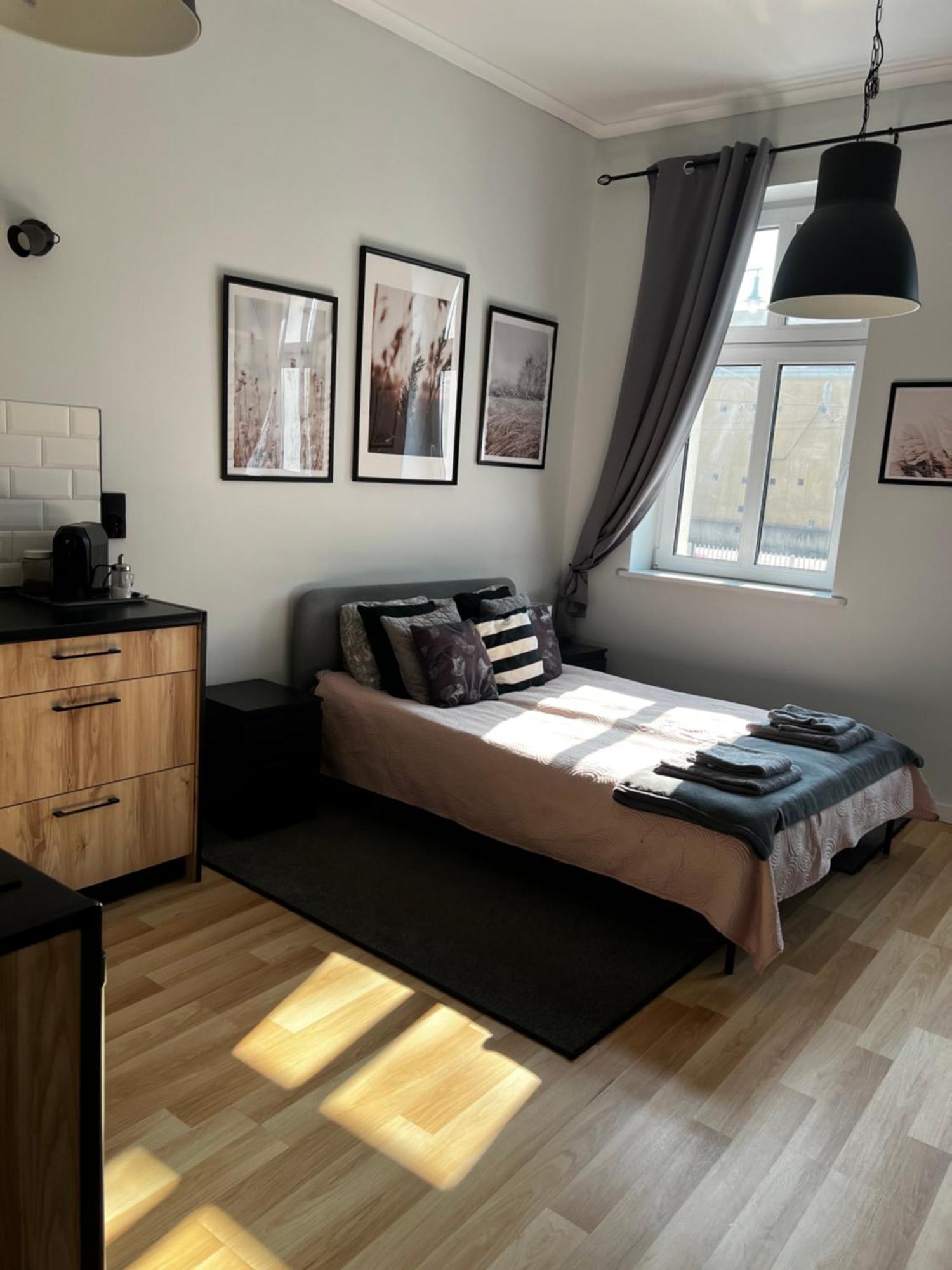 Plac Swietej Katarzyny 13 Apartment Torun Luaran gambar