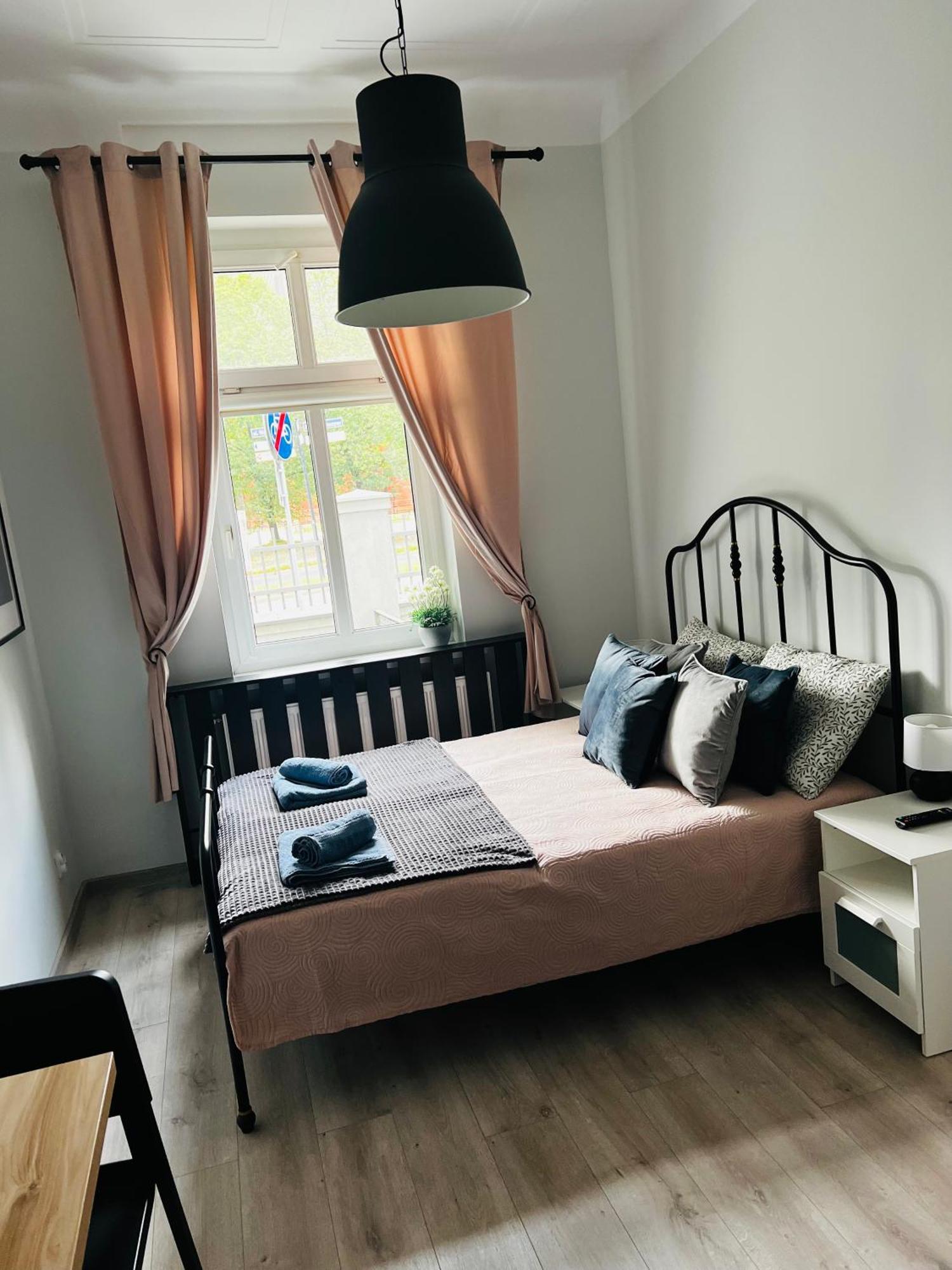 Plac Swietej Katarzyny 13 Apartment Torun Luaran gambar